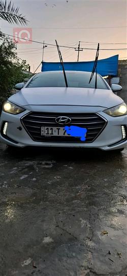 هیوندای ئەلەنترا